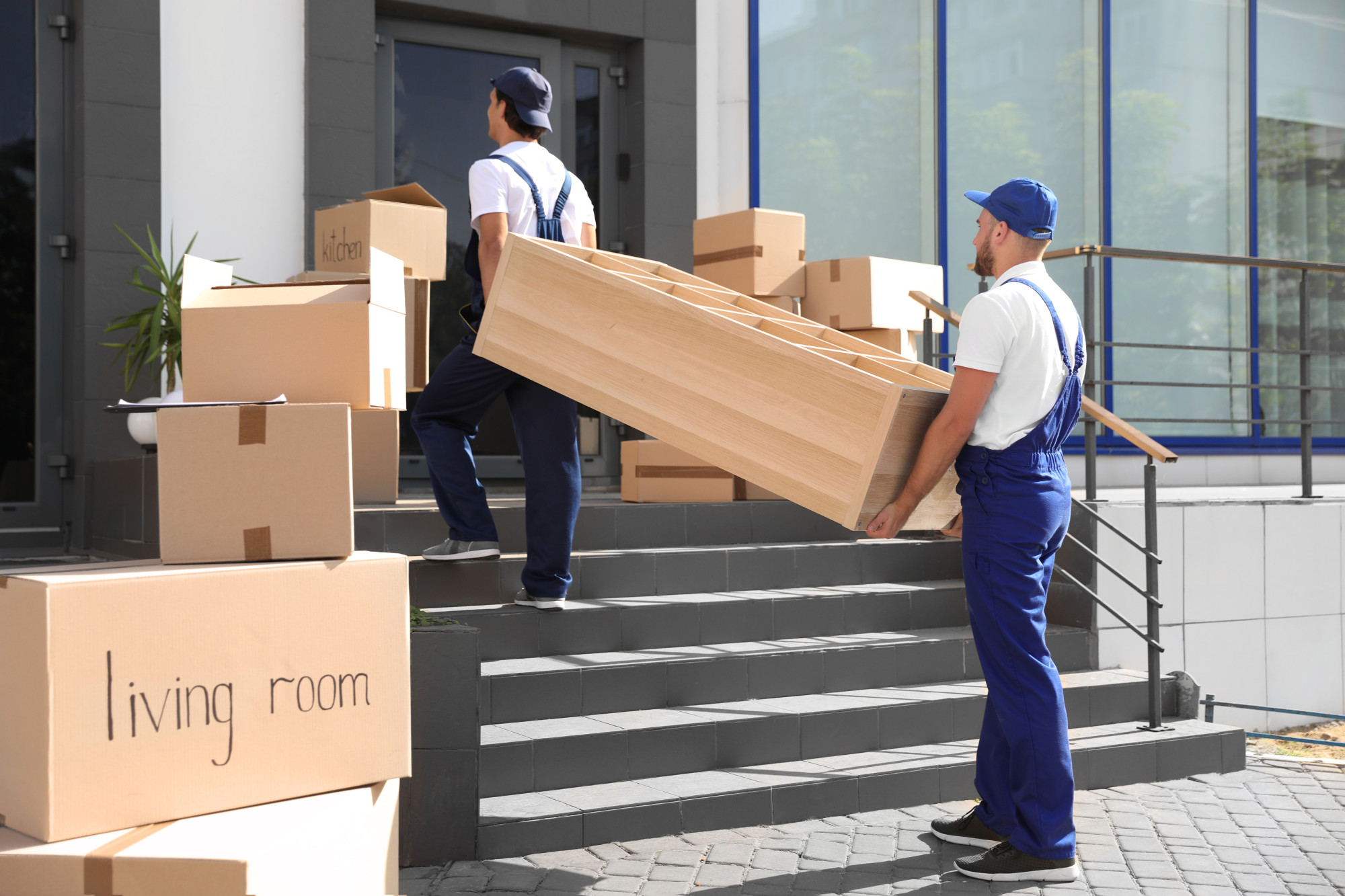 Movers That Leave a Mark: Qualities of a Good Moving Company That Make Customers Remember You