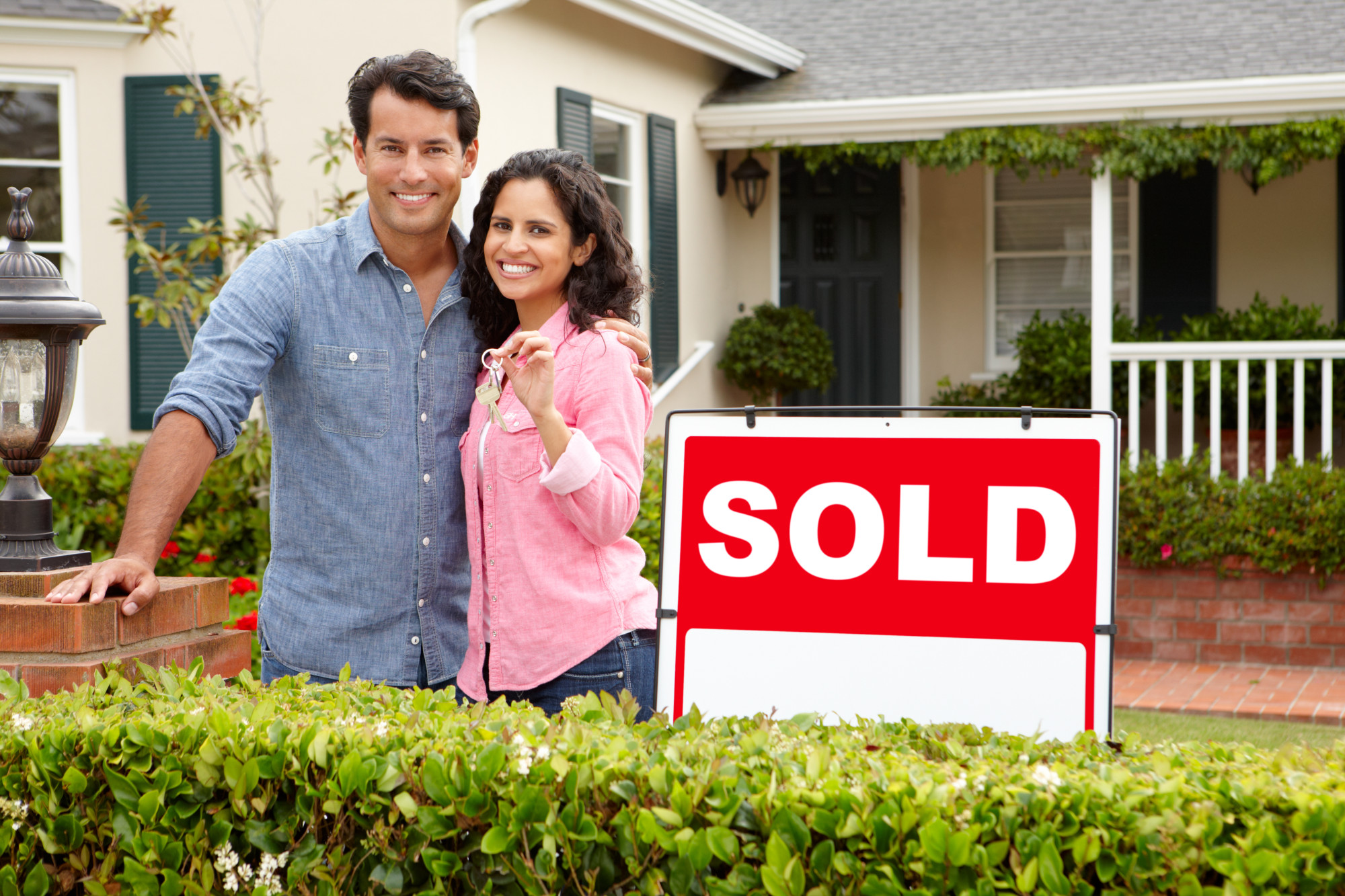 What to Look for When You Buy a New Homeowner List